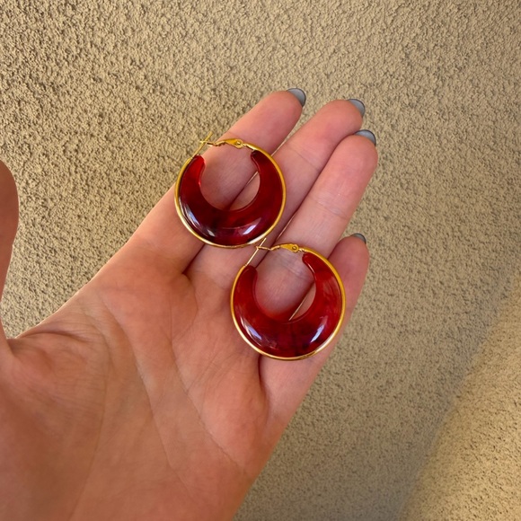 Deep Red Crescent Gold-Tone Hoop Earrings - Picture 3 of 4